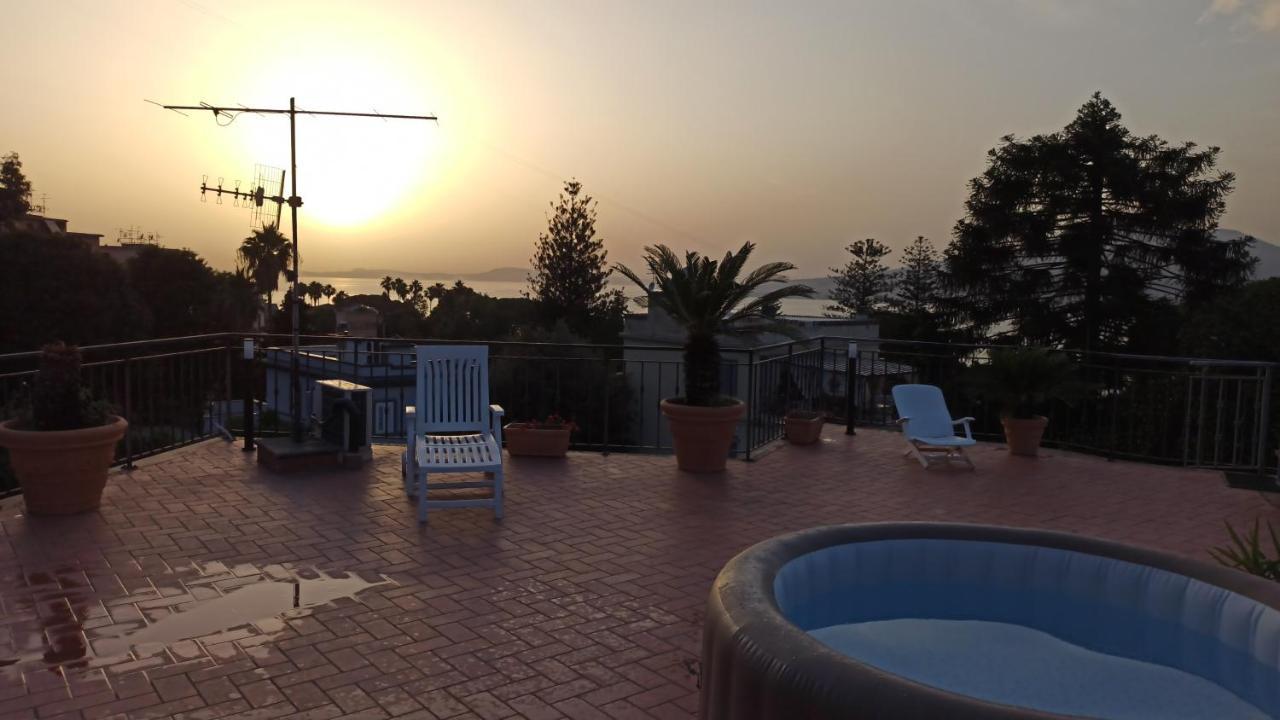 Villa La Terrazza Quisisana Sorrento Coast à Castellammare di Stabia Extérieur photo