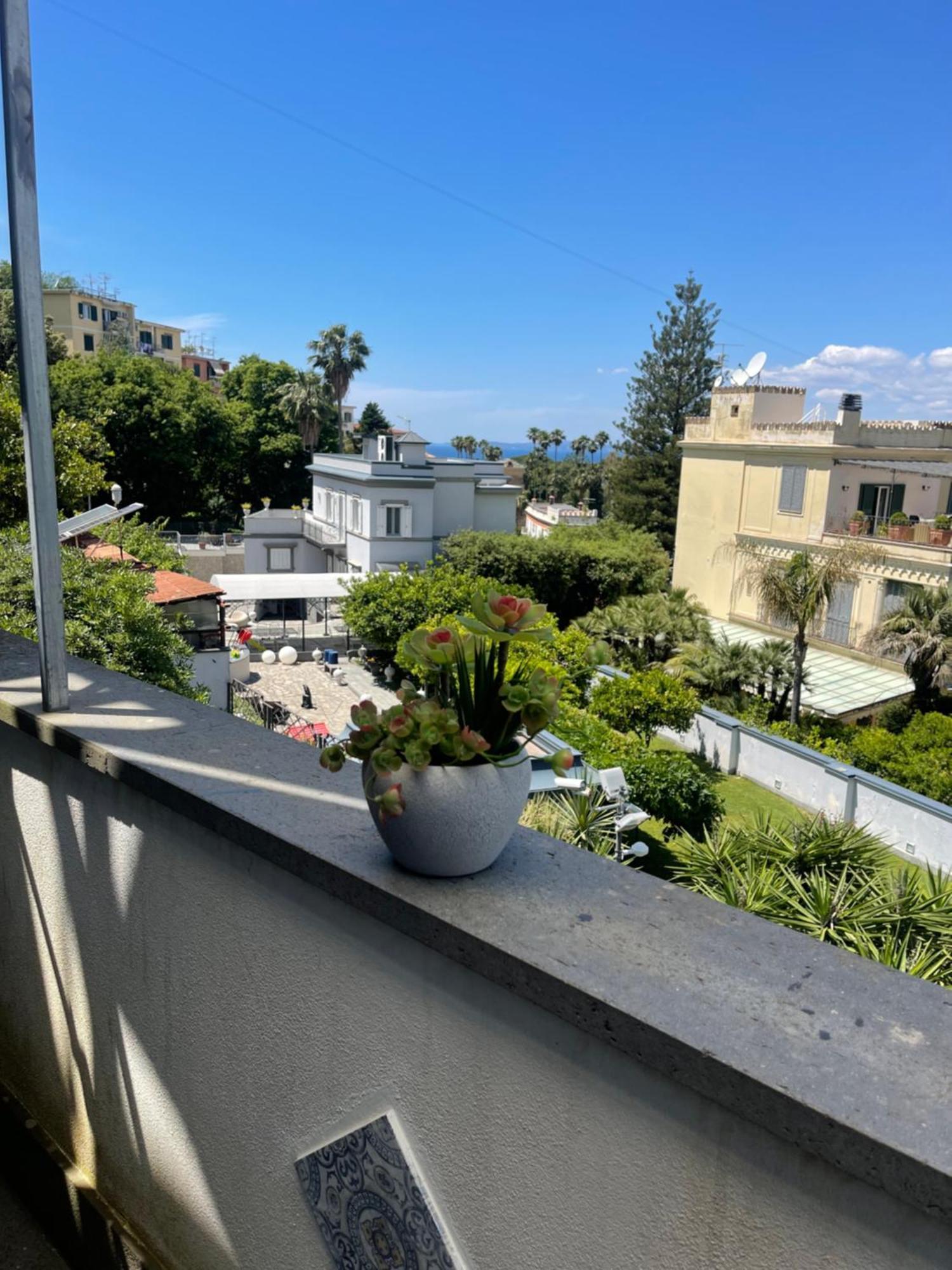 Villa La Terrazza Quisisana Sorrento Coast à Castellammare di Stabia Extérieur photo